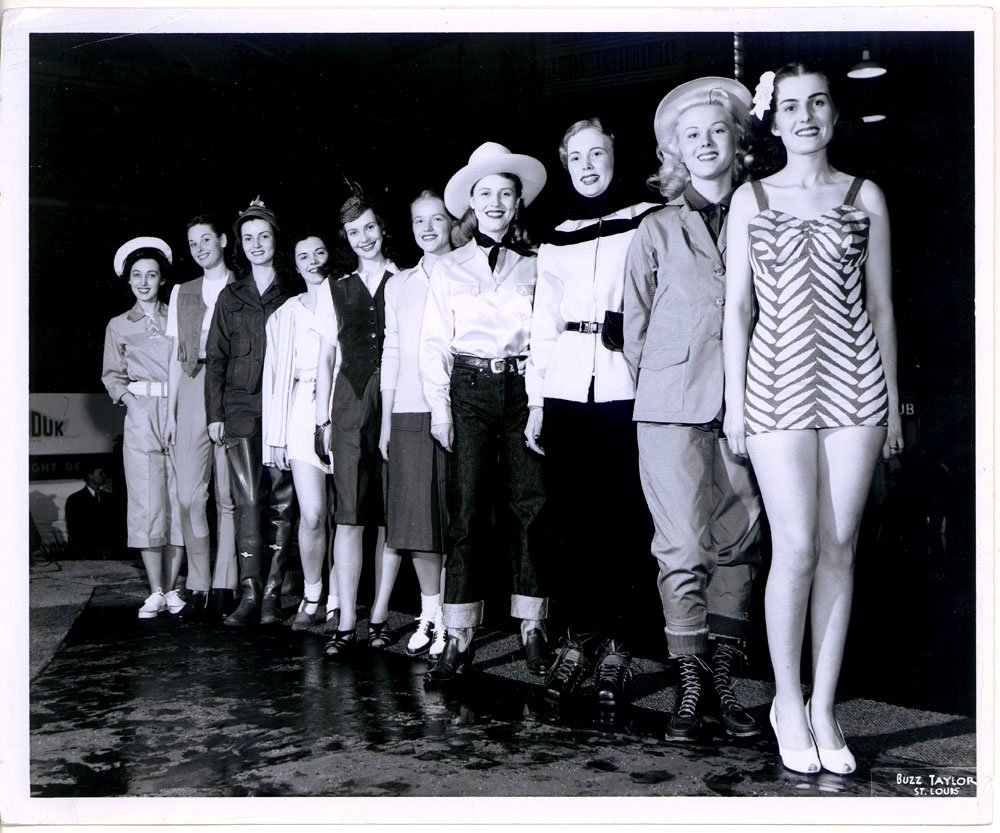 Vintage c1940s WWII USO Tour Group Photo-Cute Girls: This is a VINTAGE c1940s real photo of a group of performing girls who I believe are USO. Photo by Buzz Taylor - Professional Photographer (stamp on back) and name in negative. I believe Taylor was in