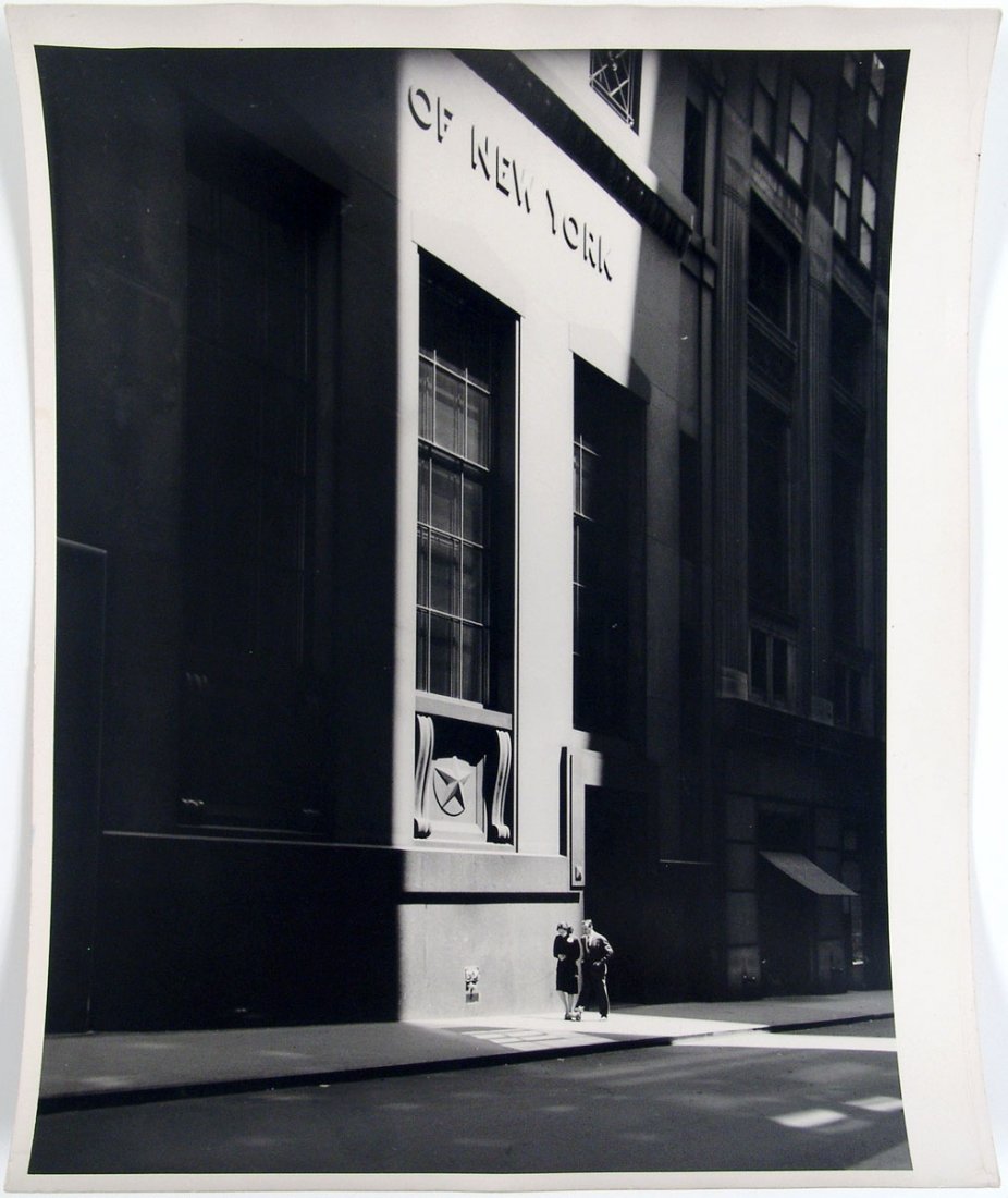 Vintage 1952 Original CARL BAKULA New York 11x14 Photo: This is a vintage 1952 original Carl Bakula photograph taken in New York City. SIZE: Approx. 11" x 14". This photo is from the estate of Carl Bakula who was an Army recon photographer and then went on