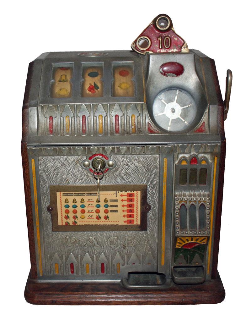 10 Cent Pace Slot Machine: Three reel. Original condition. Nice.