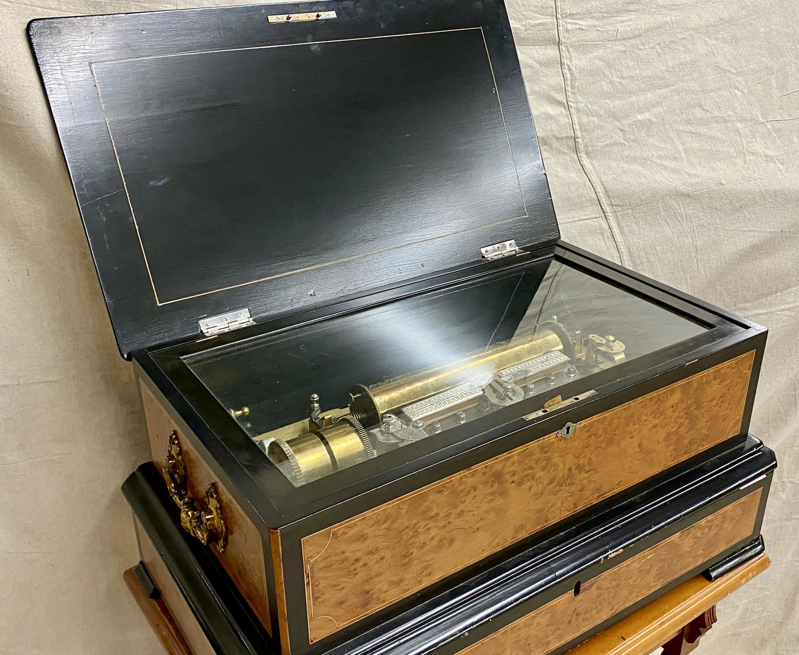 Interchangeable Cylinder Music Box housed in a (1 of 6)