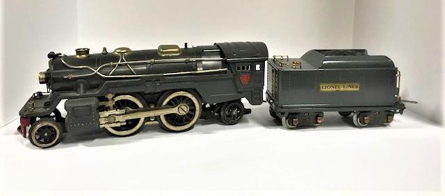 Lionel Line engine 385E and coal car.  Good condition. (1 of 3)