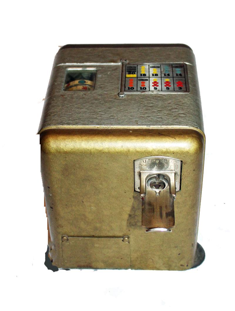 Vest pocket hideaway slot machine.  Has key.  Works (1 of 3)