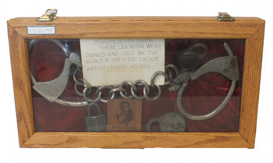 Pair of leg irons and three locks in velvet lined case. (1 of 1)