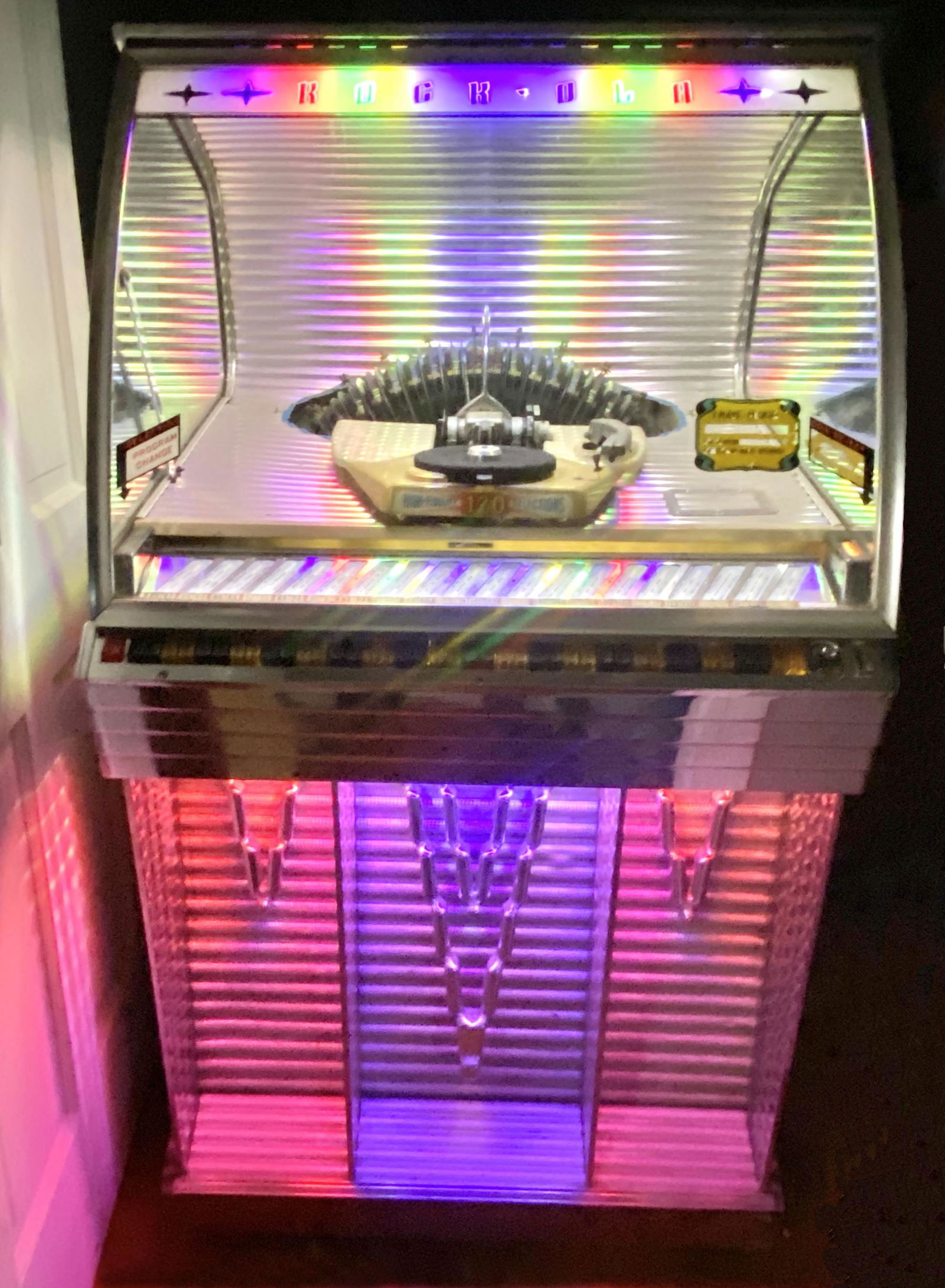 ROCKOLA JB MODEL 1448 (1 of 6)