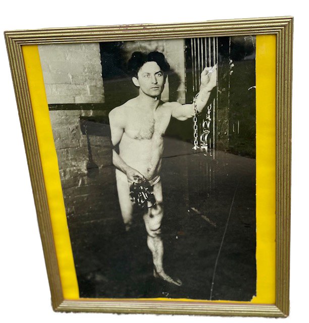 Houdini Escapes the Jail Cell Photograph (1 of 4)
