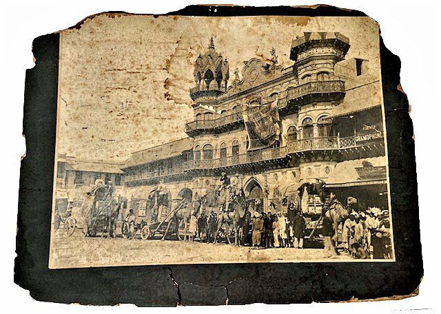 Rare photograph of Howard Thurston in India circa 1906 (1 of 2)