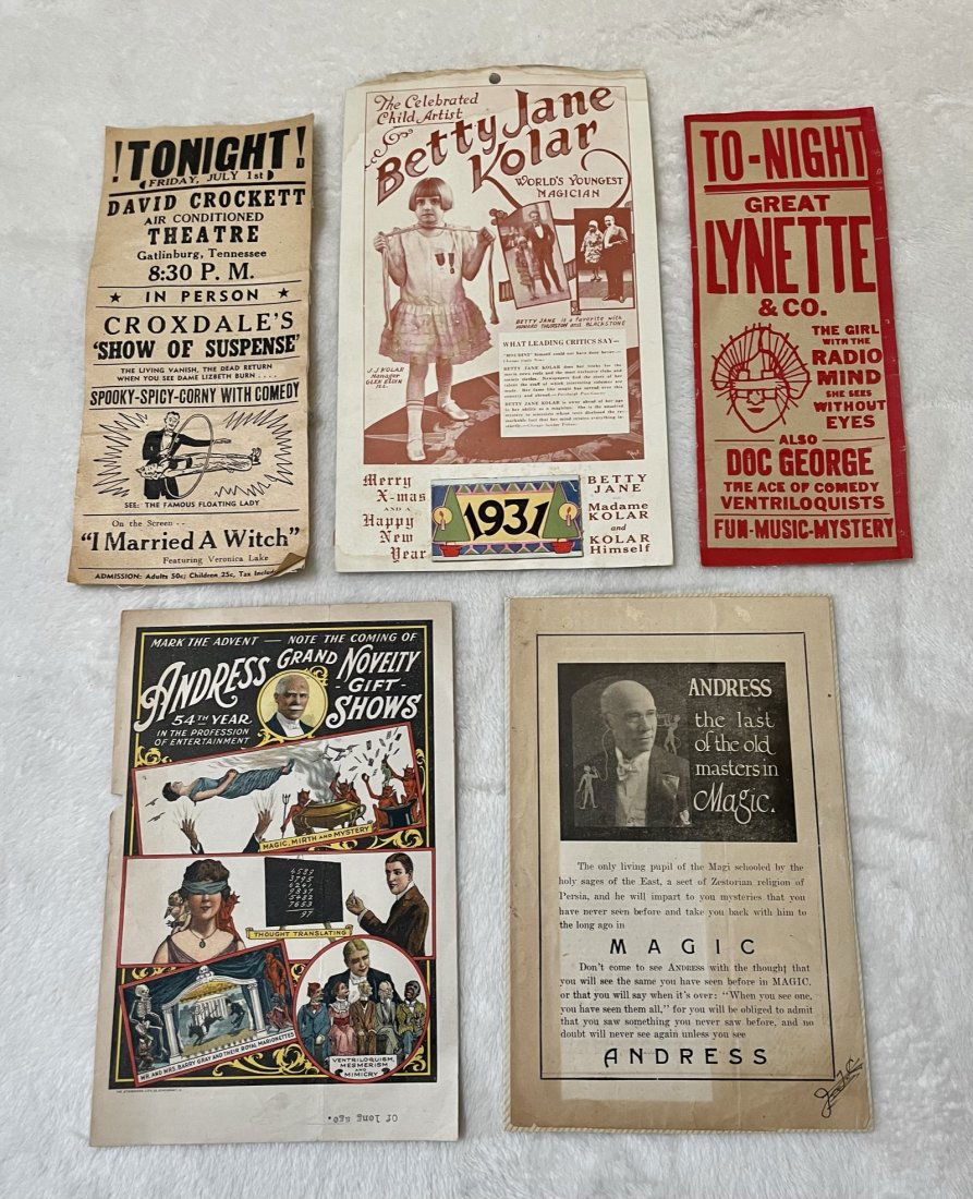 Group lot of magic ephemera (1 of 1)