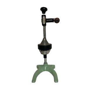 HAMILTON BEACH NO 31 EXTRACTOR: NO31 ARNOLD MODEL EXTRACTOR BY HAMILTON BEACH