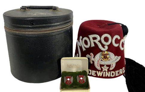 MASONIC SHRINER'S FEZ HAT WITH LAPEL PINS AND HAT BOX: MASONIC SHRINER'S FEZ HAT W/ LAPEL PINS AND HAT BOX