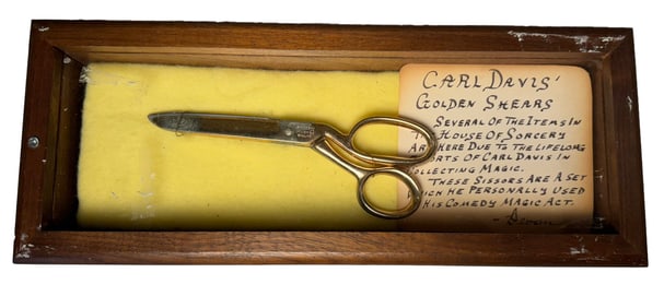 MAGIC PROP - CARL DAVIS'S GOLDEN SHEARS IN WOODEN CASE.