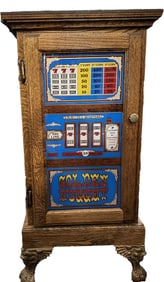 WOODEN AND GLASS GOLDEN NUGGET SLOT MACHINE TABLE