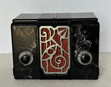ANTIQUE ART DECO INTERNATIONAL KADETTE JEWEL RADIO BLACK MARBALIZED CATALIN