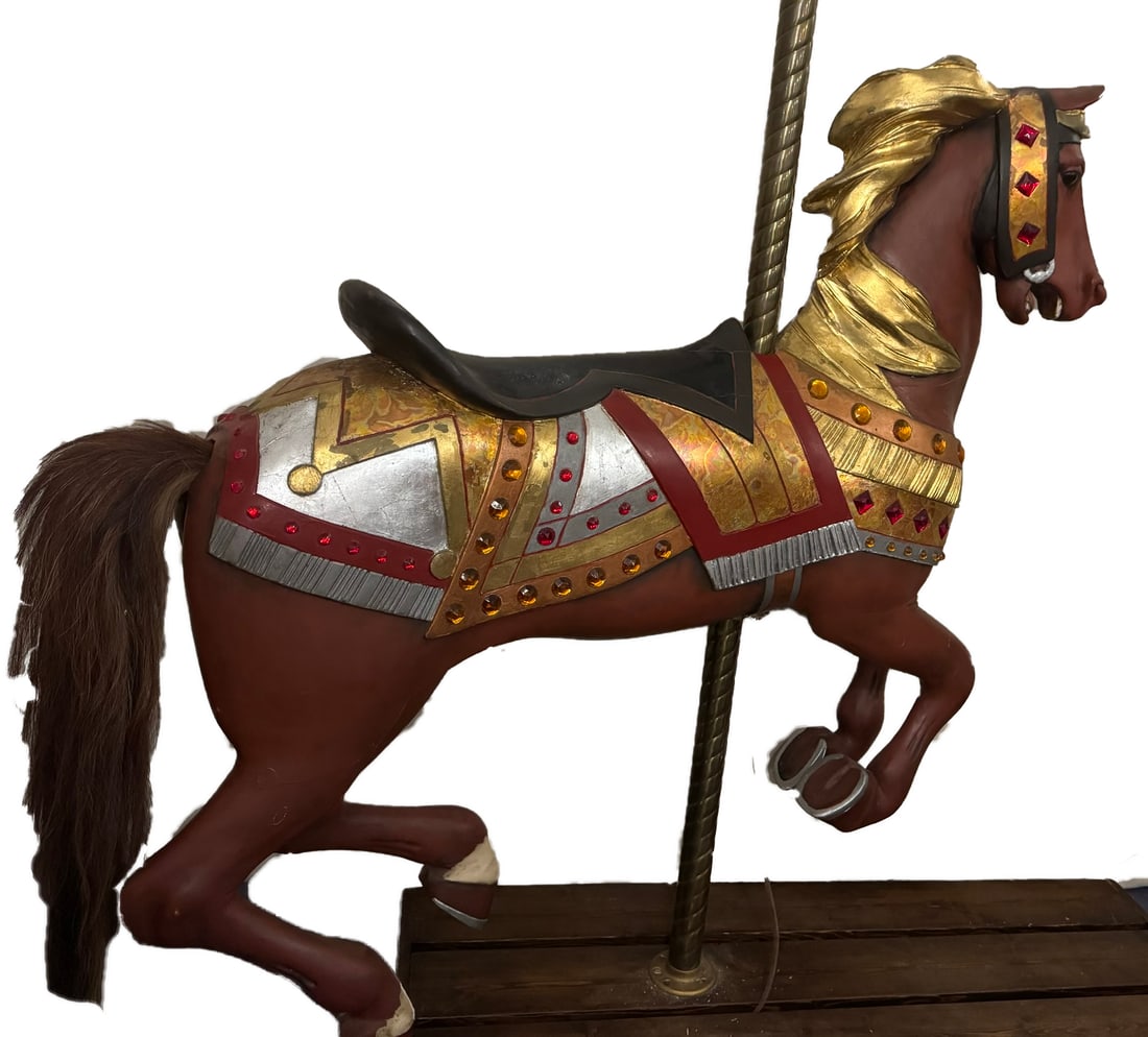 GORGEOUS ORNATE ILLION WOODEN CAROUSEL HORSE (1 of 8)