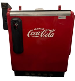COIN OPERATED COCA COLA SLIDER VENDING MACHINE
