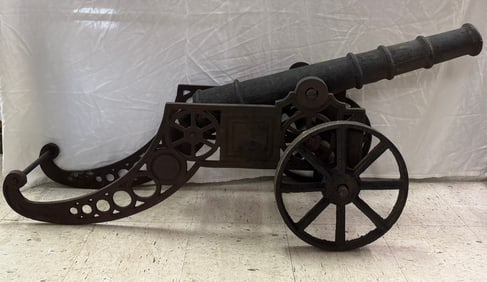 CAST IRON RE ENACTMENT CANNON
