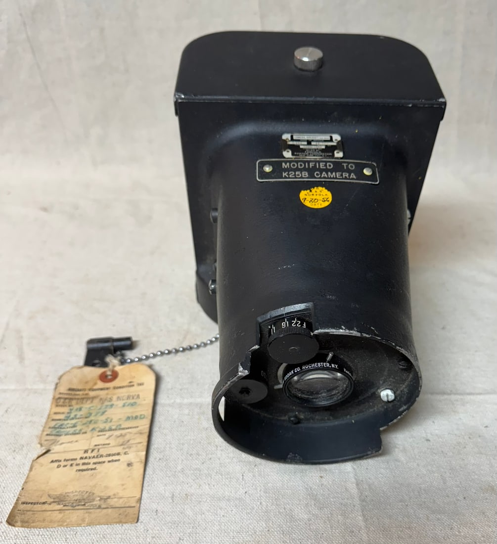 VINTAGE AIRCRAFT CAMERA PART MODIFIED TO K25BCAMERA: Measures 11 in X 8 in X 8 in good cosmetic condition/untested