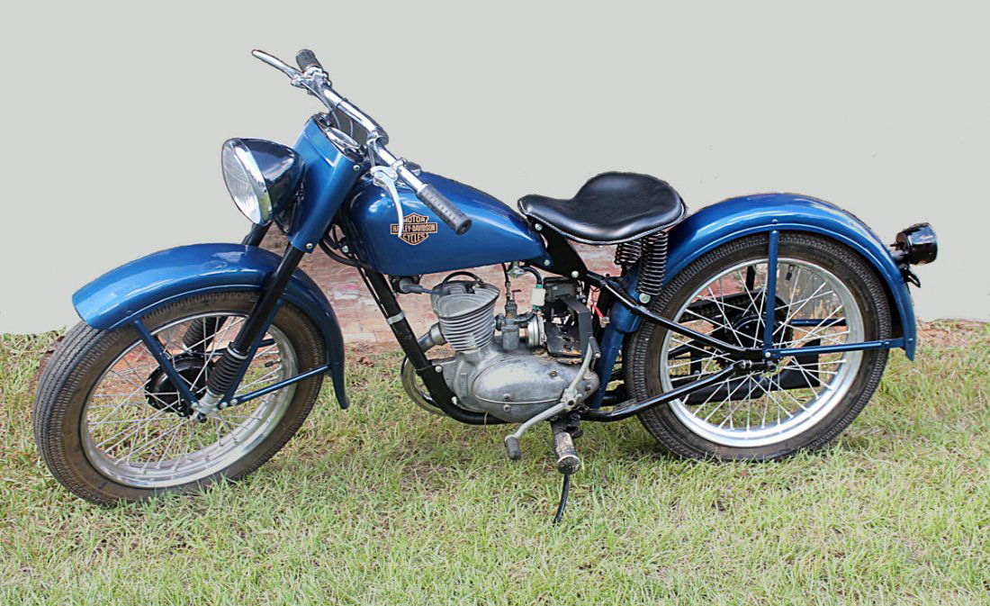 1952 Harley Davidson Motorcycle: 1952 Harley Davidson Hummer motorcycle, Series S-125, VIN S2S3730. Restored. Bill of Sale.