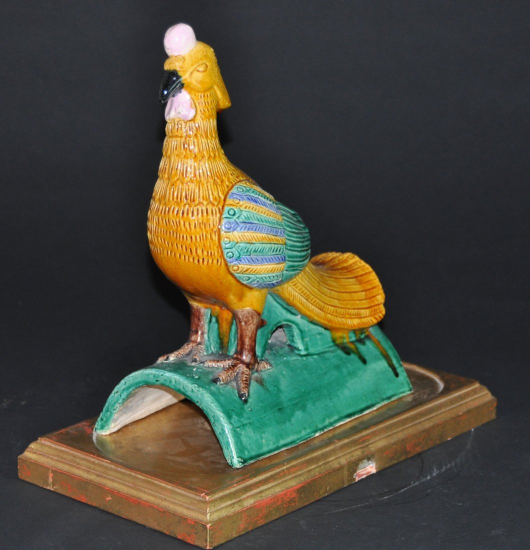A fine and rare Ming Dynasty phoenix wadang.: A Ming Dynasty phoenix wadang. Building on the ridge of the five ridge six beasts.（五脊六兽）中国宫殿建筑皇后ऺ