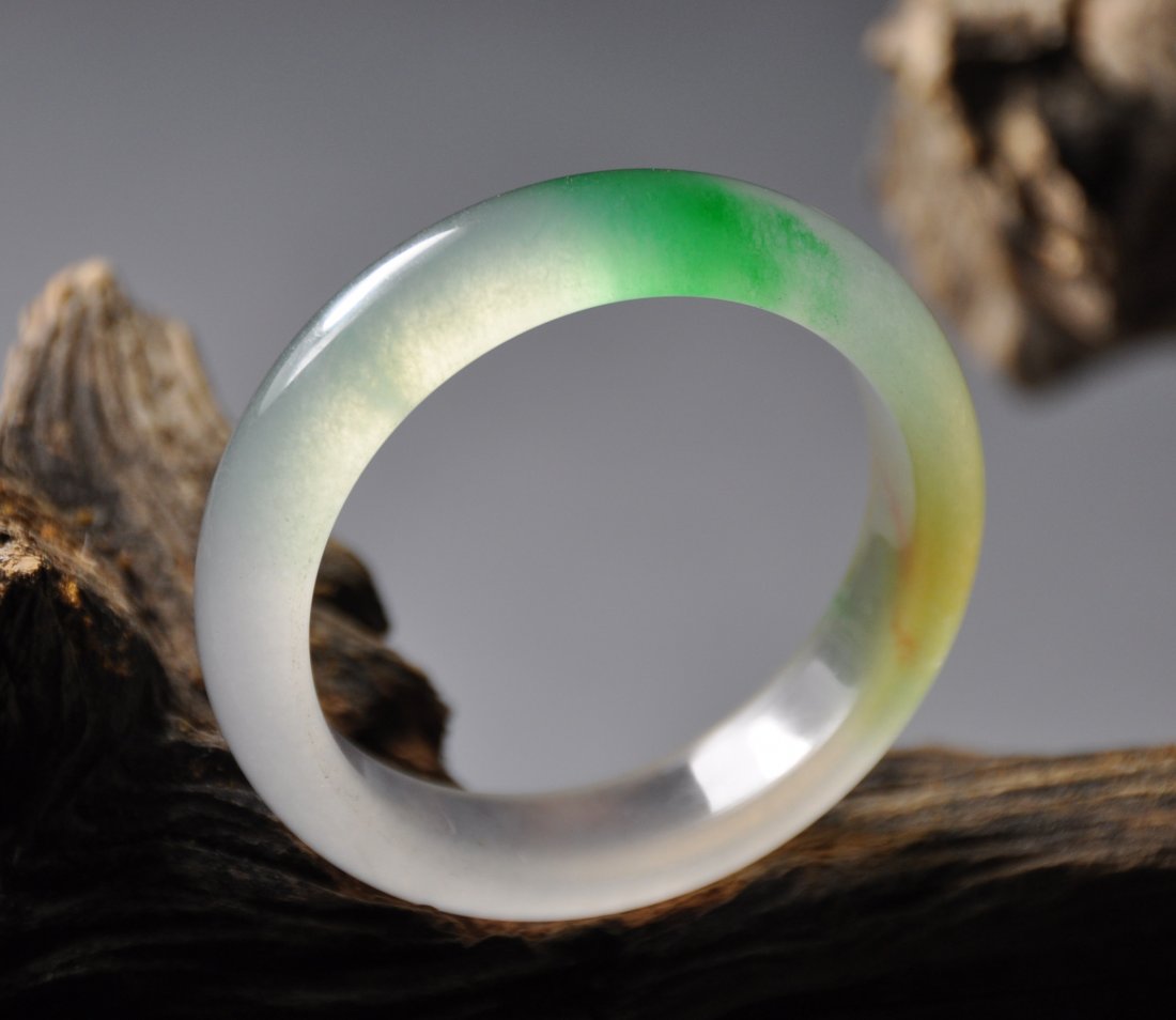 A translucent  jadeite bangle (1 of 5)