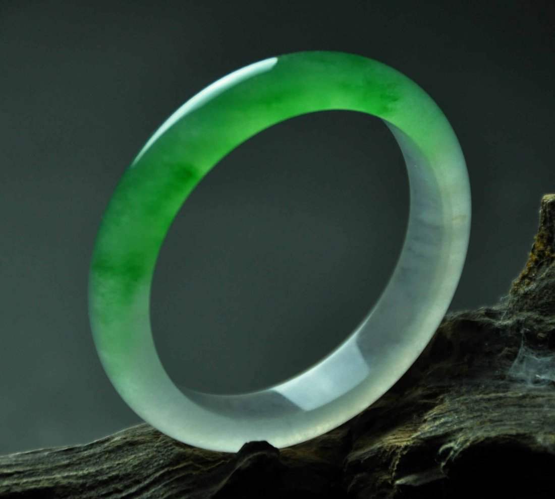 A translucent jadeite bangle (1 of 5)