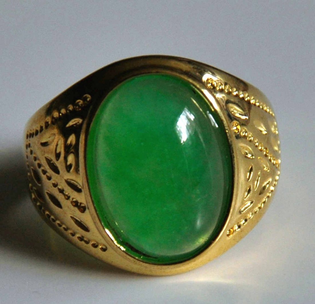 A translucent men jadeite ring (1 of 4)