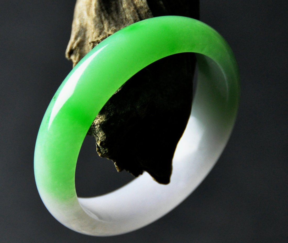 A translucent jadeite bangle (1 of 3)