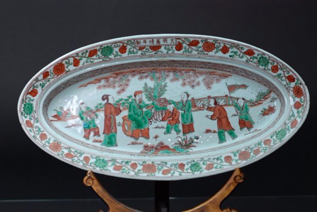 A Ming Dynasty red and green dish (1 of 8)