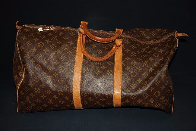 A Louis Vuitton Travel Luggage bag MI881 (1 of 9)