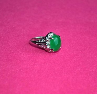 A woman jadeite ring (1 of 4)