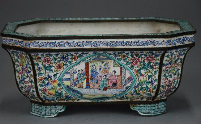 A   Qianlong period Canton enamel pot (1 of 6)