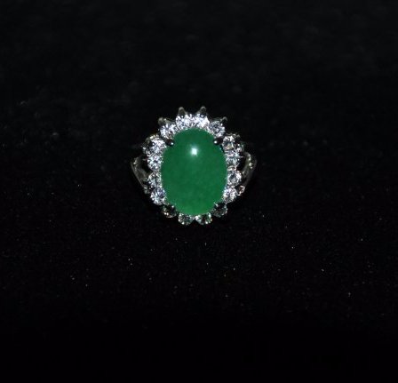 A woman jadeite ring (1 of 7)