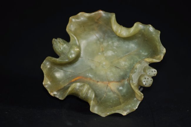 A green jade carved brush washer (1 of 5)