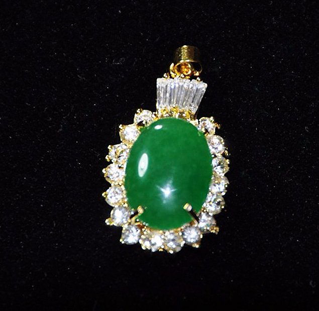 A  translucent  jadeite pendant (1 of 5)