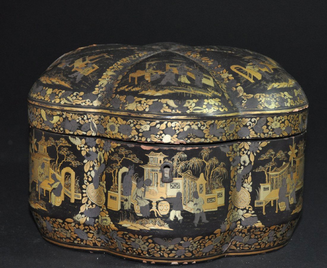A fine Qing Dynasty gilt and lacquer-painted tea box (1 of 9)