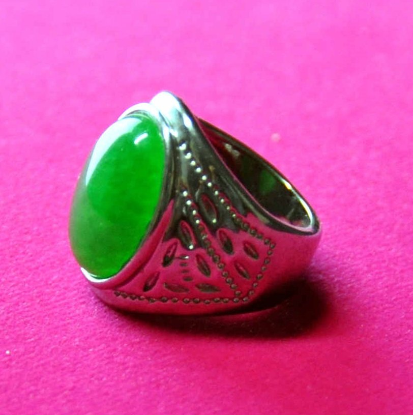 A men jadeite ring (1 of 6)