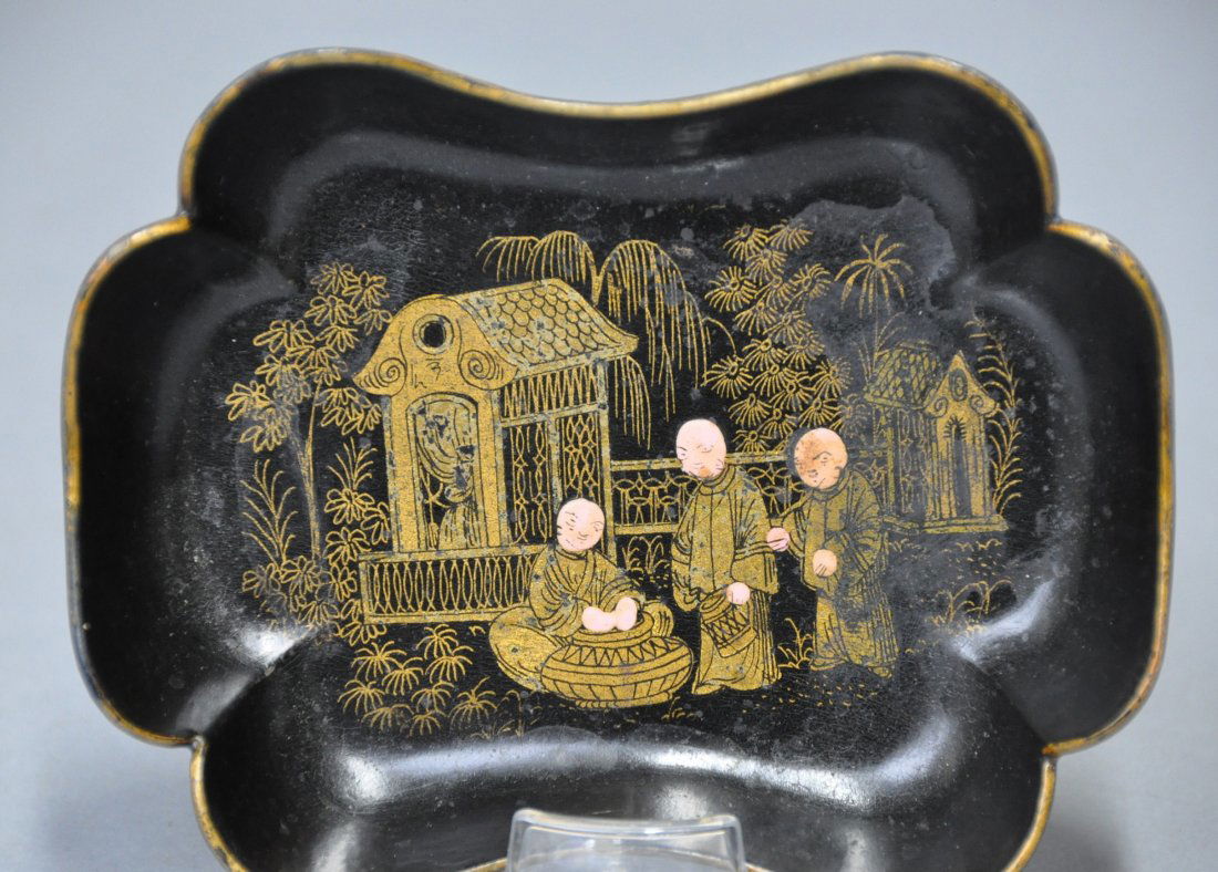 A 19th century gilt-lacquer -painted dish (1 of 7)