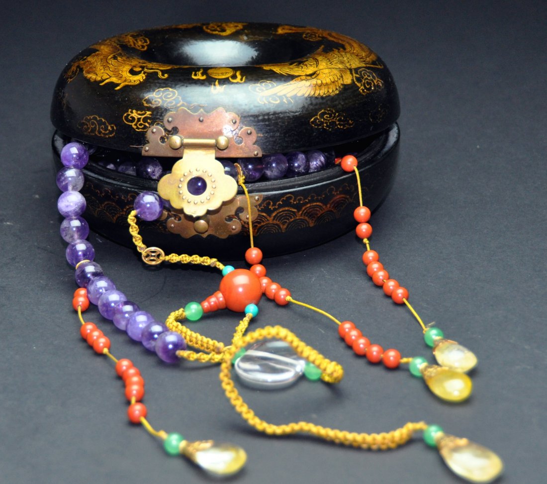 A 19th Century Chinese court amethyst necklace (1 of 6)