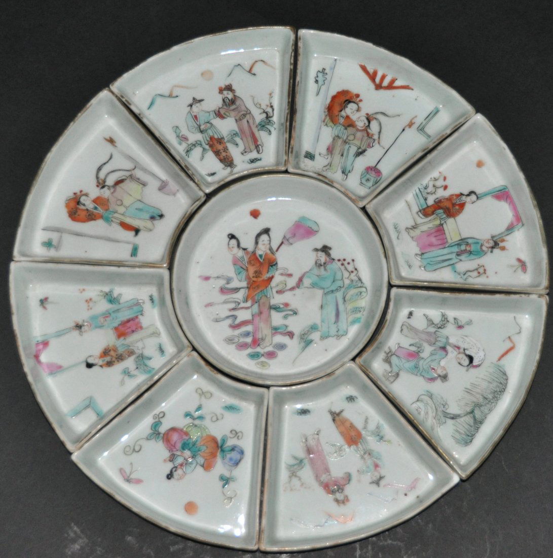 A Qing Dynasty composite porcelain fruit platter (1 of 6)