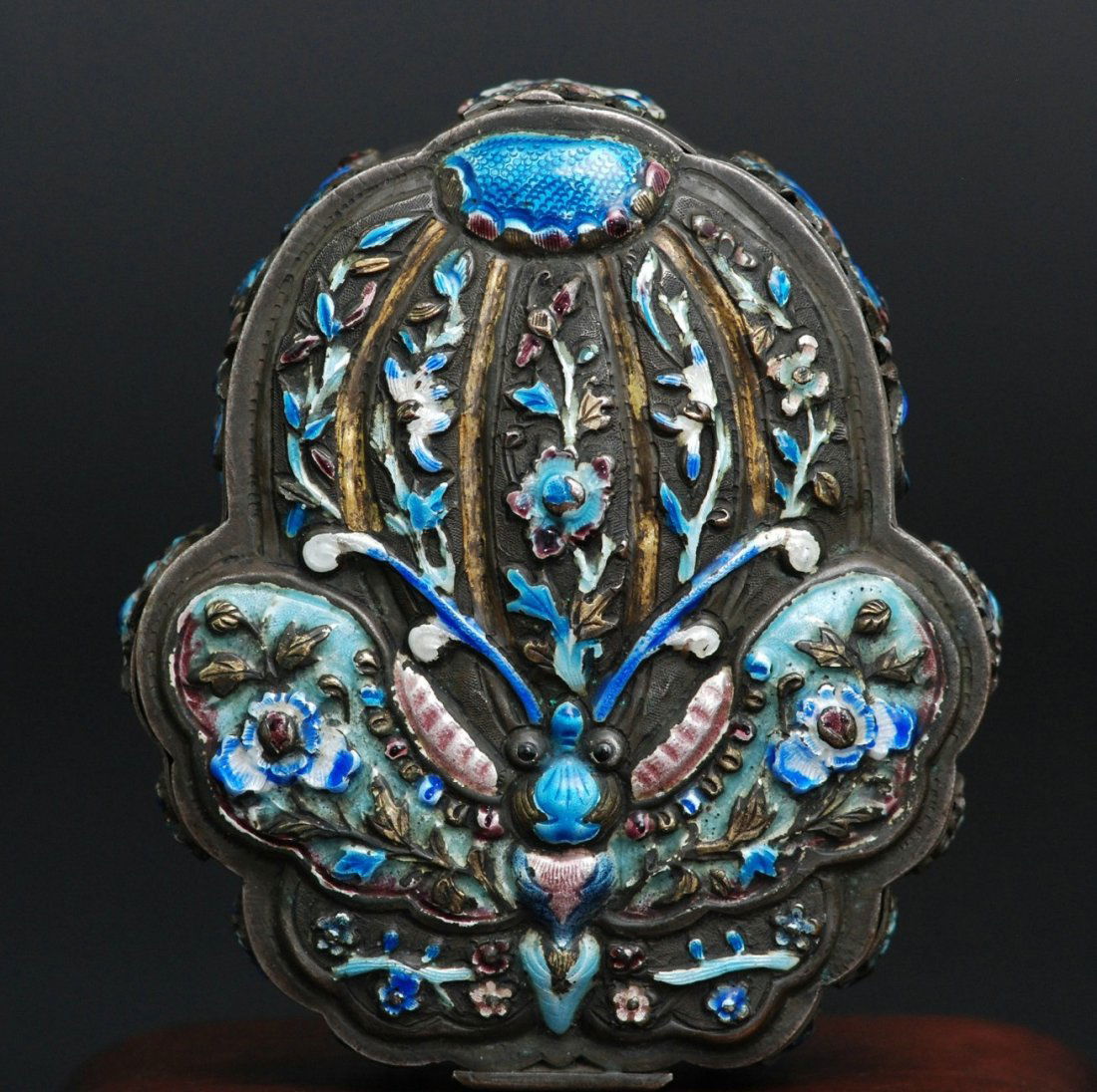 A Qing Dynasty Silver and enamel jewelry box (1 of 7)
