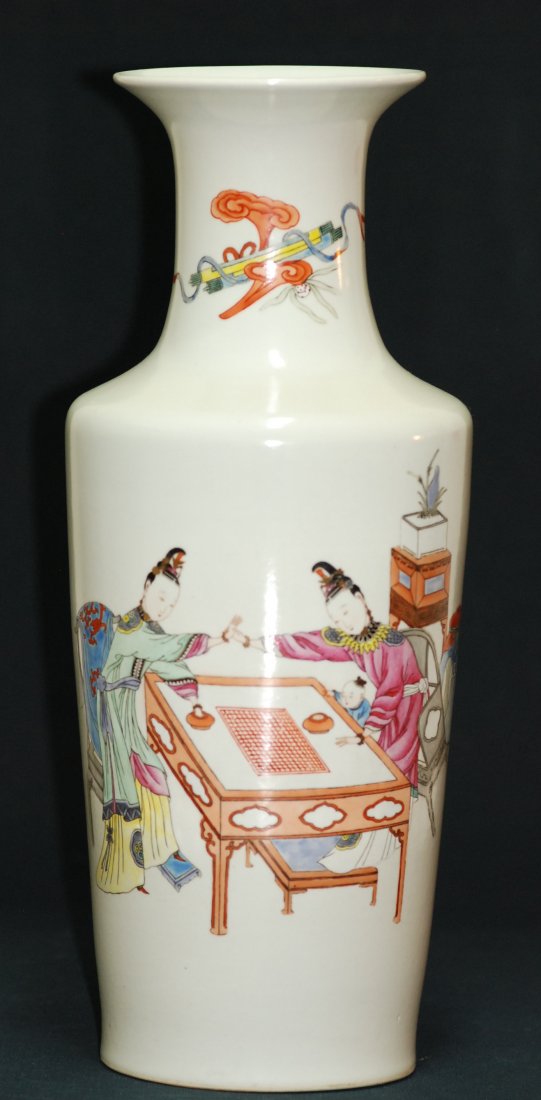 A Qing Dynasty YongZheng famille rose enameled vase: Yongzheng of the Qing Dynasty-style bottle depicts two ladies maid beside playing chess with children. The bottle neck depicts painted lines and the Ganoderma Bogut workmanship is very fine. Height 45