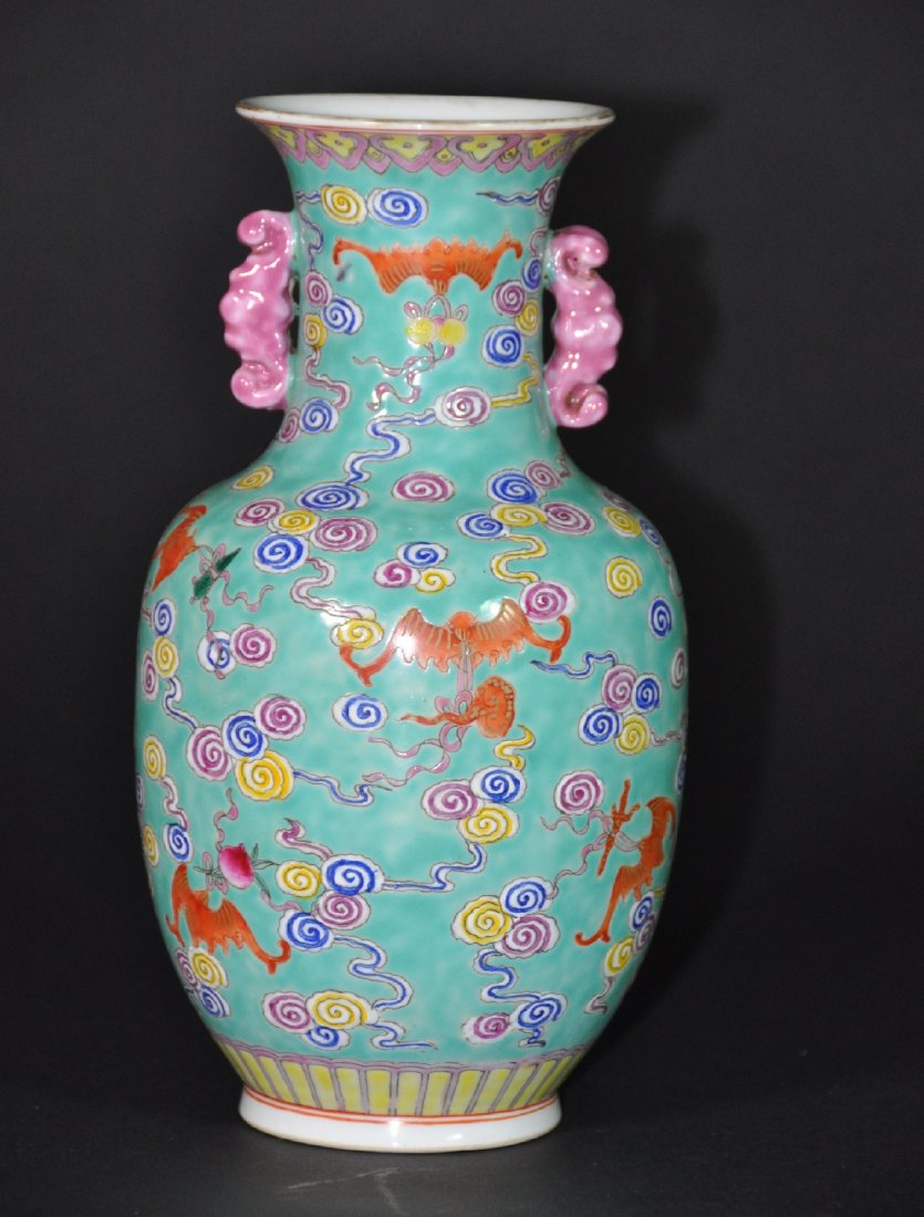 A rare Qing Qianlong enameled turquoise - ground vase (1 of 8)