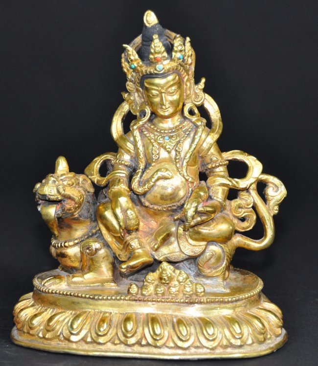 A 16th/17th century gilt-bronze Tibetan Manjushri (1 of 8)