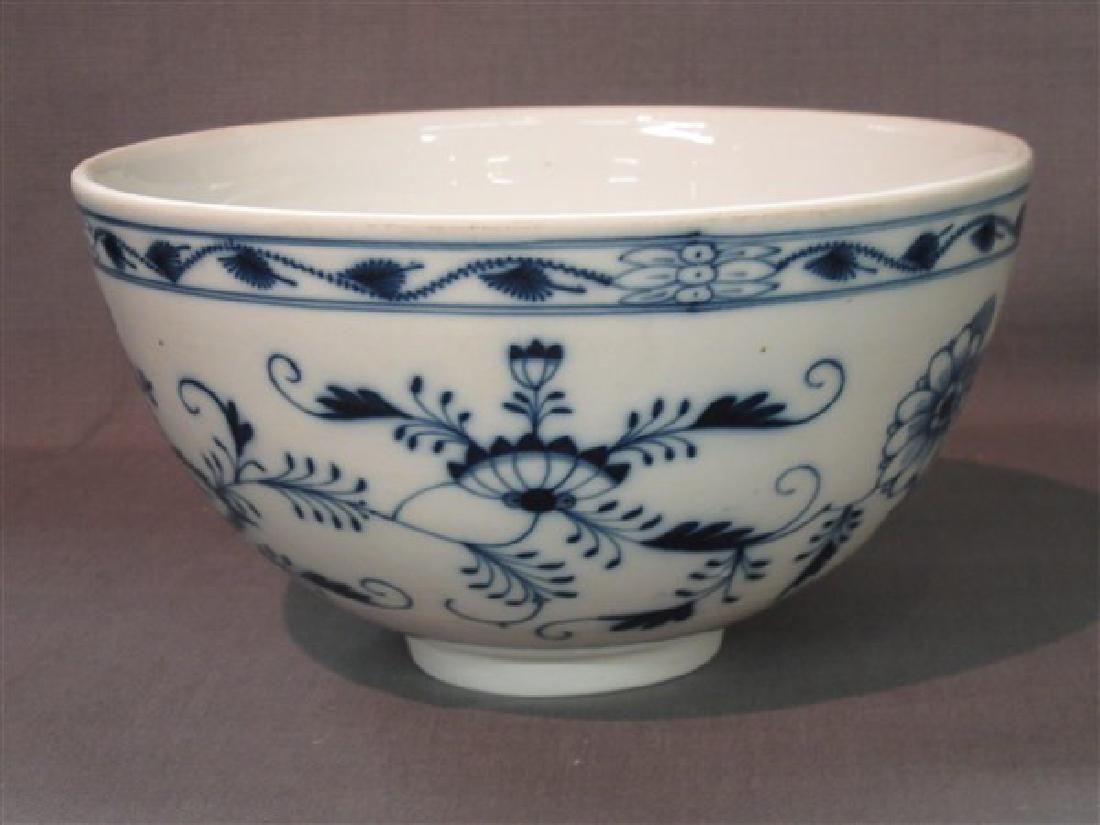 Meissen Blue Onion Serving Bowl (1 of 5)