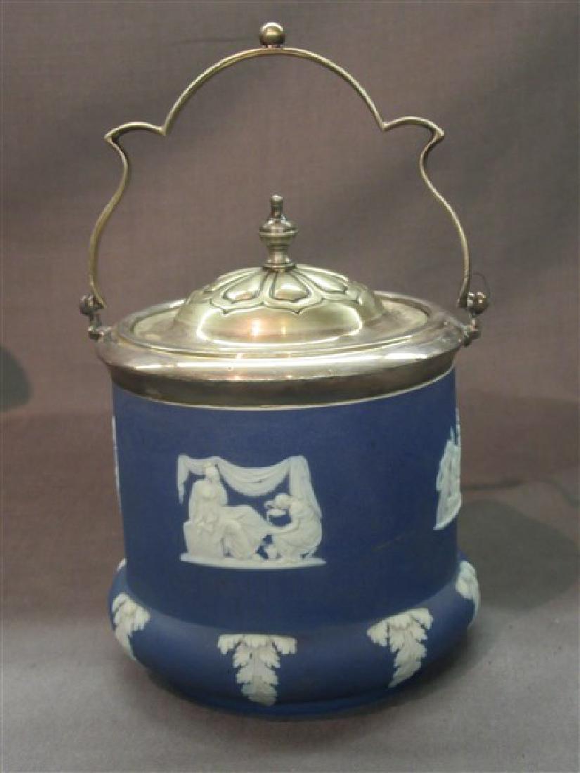 Wedgwood Porcelain Biscuit or Cracker Jar (1 of 5)