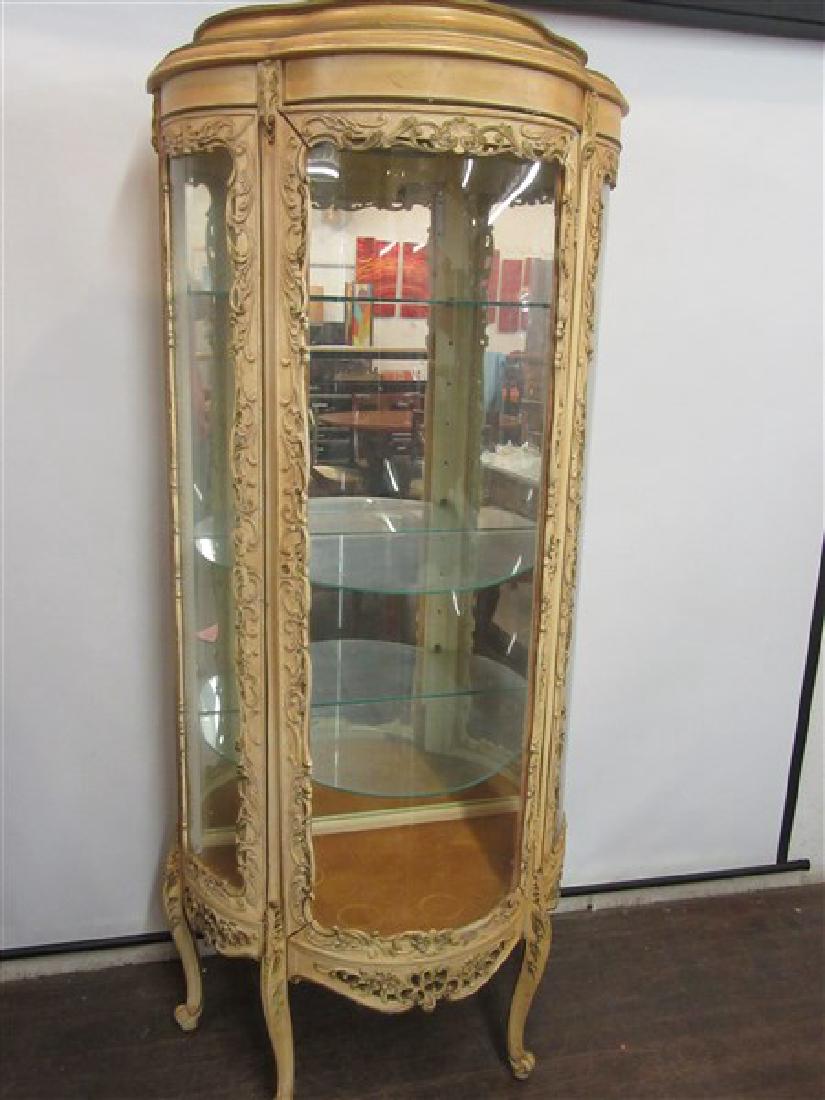 Vintage French Provincial Curio Cabinet Aug 21 2017