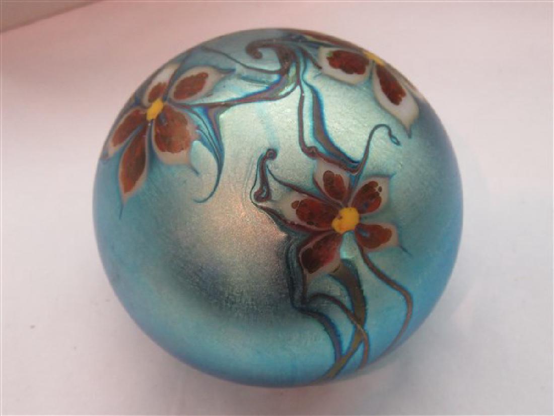 Orient And Flume Studio Art Glass Paperweight (1 of 3)
