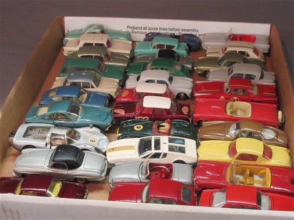 Thirty-One (31) Piece Vintage Dinky, Corgi, Politoys.. (1 of 3)