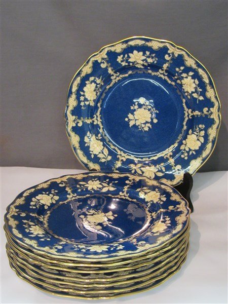 Eight (8) Copeland Spode Porcelain Dinner Plates (1 of 4)