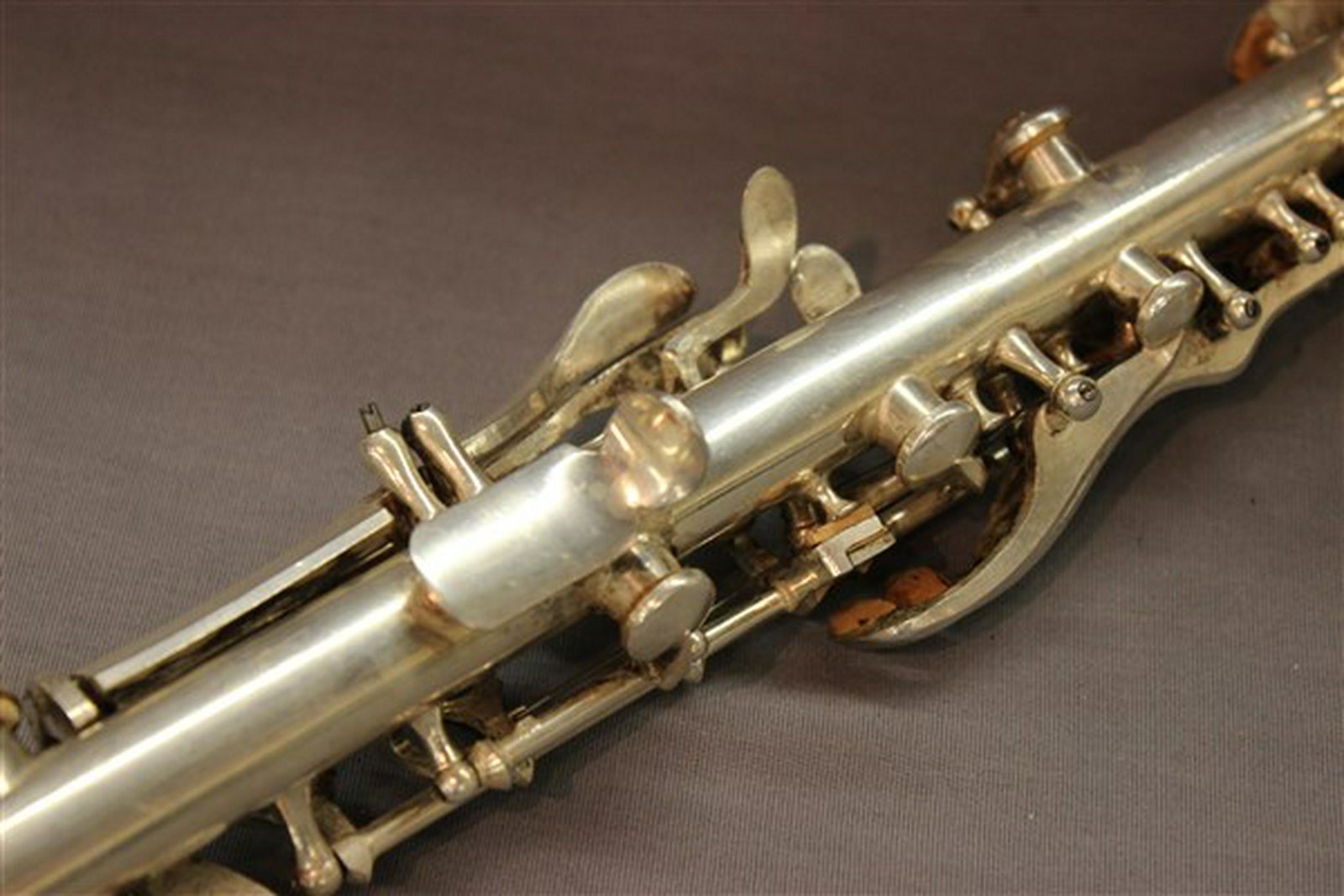 Bettoney Model Three Star Model Clarinet: Bettoney Model Three Star Clarinet Serial No. B9337 Dimensions: L 26"