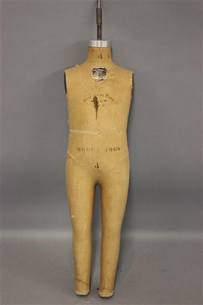 Wolf Mannequin Model 1968 Child Size: A Wolf model form 1968 mannequin. Dimensions: 39 1/2" X 9" (including rod)